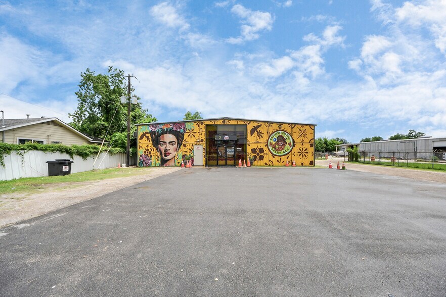 Primary Photo Of 11730 Aldine Westfield Rd, Houston Warehouse For Sale