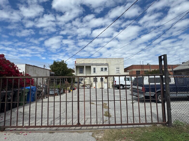 More Photos Of 3616 W Washington Blvd, Los Angeles Apartments For Sale