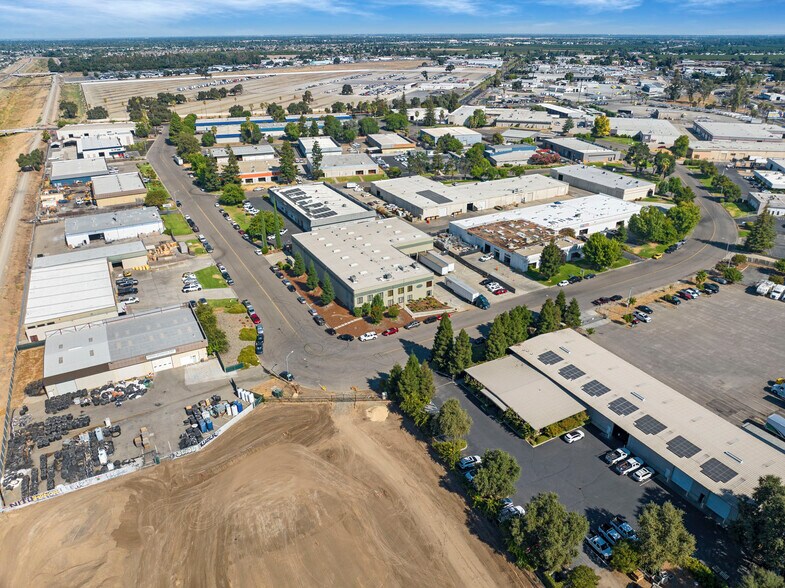 More Photos Of 2431 N Wigwam Dr, Stockton Warehouse For Sale