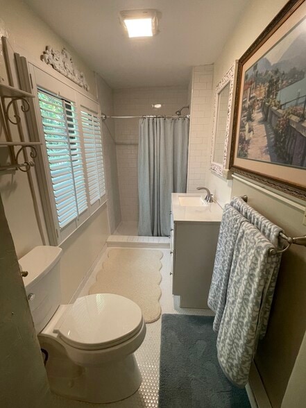 More Photos Of 445 Ludlow Ave, Cincinnati Apartments For Sale