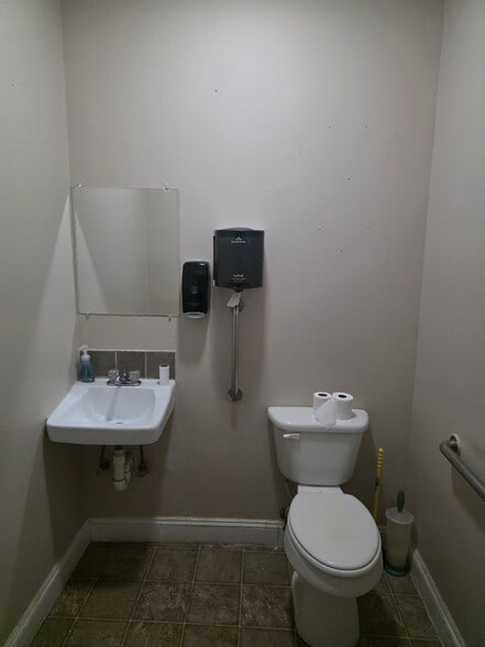 More Photos Of 88 Remsen St, Cohoes Storefront Retail Office For Lease