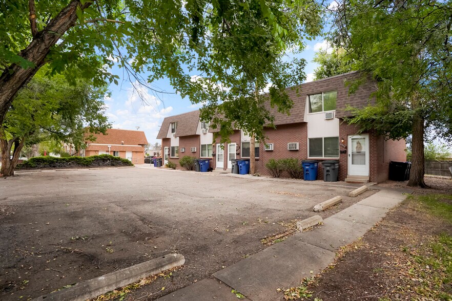More Photos Of 5550-5556 Newland Way, Arvada Apartments For Sale