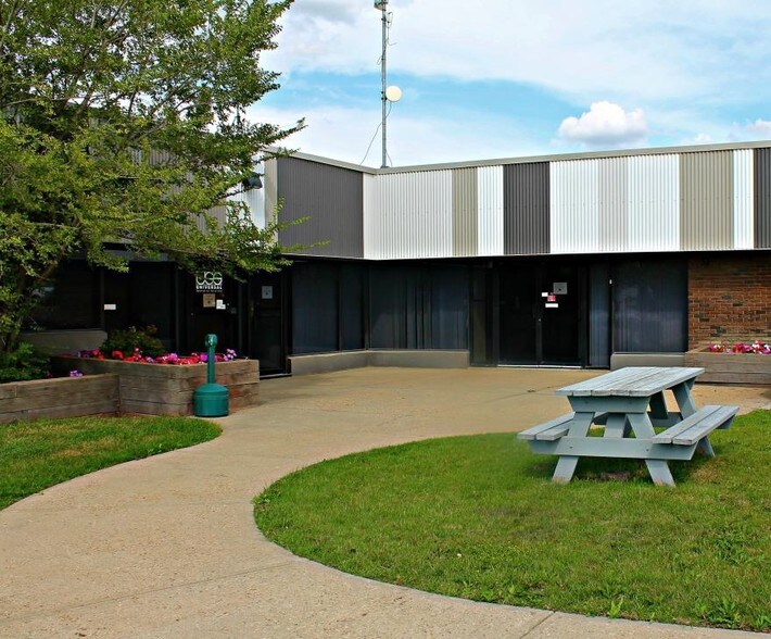 More Photos Of 15111 123 Ave, Edmonton Unknown For Lease