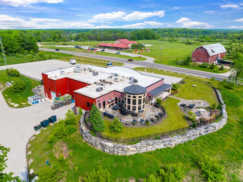 More Photos Of 8103 WI-42 Hwy, Egg Harbor General Retail For Sale