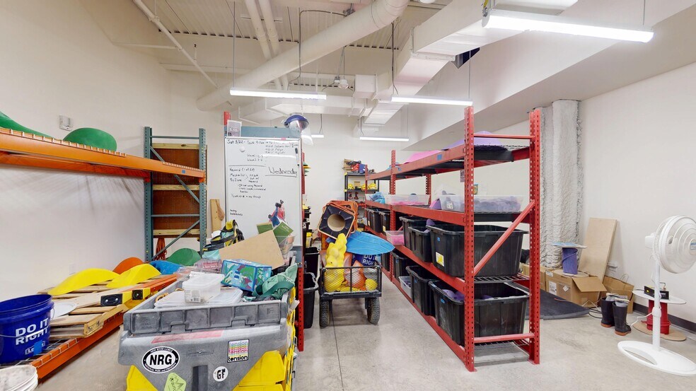 More Photos Of 426 State St, Erie Specialty For Lease