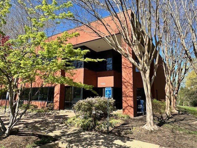 More Photos Of 9881 Mayland Dr, Richmond Office For Lease