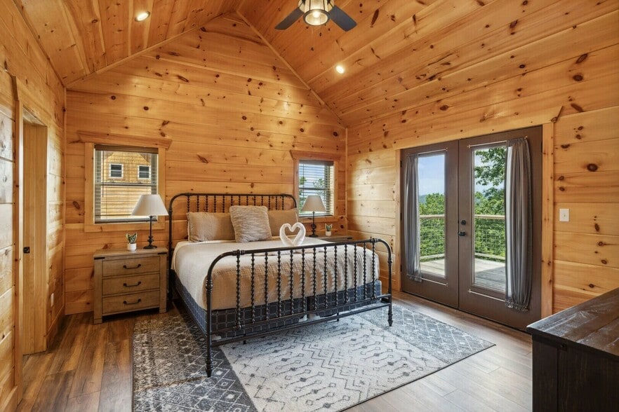 More Photos Of ,  Unknown For Sale