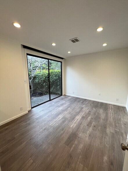 More Photos Of 1100 Sir Francis Drake Blvd, Kentfield Medical For Sale