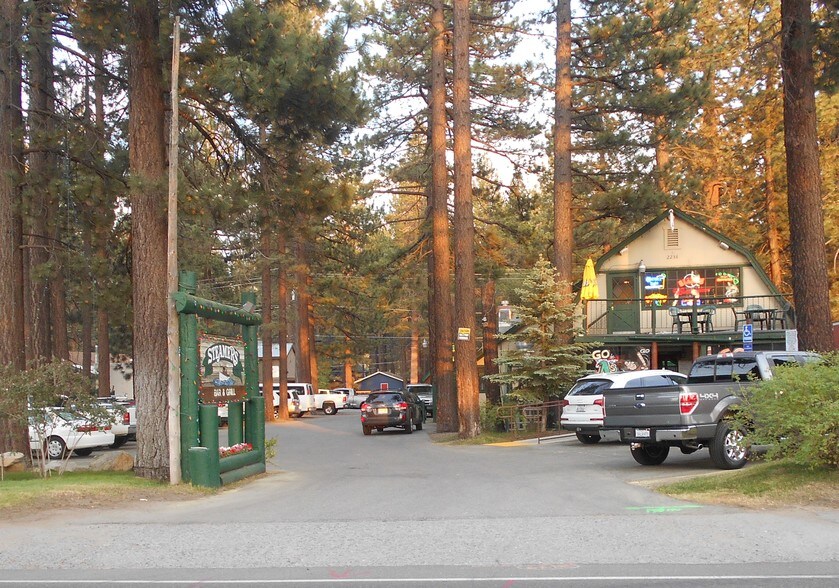 More Photos Of 2236 Lake Tahoe Blvd, South Lake Tahoe Bar For Sale