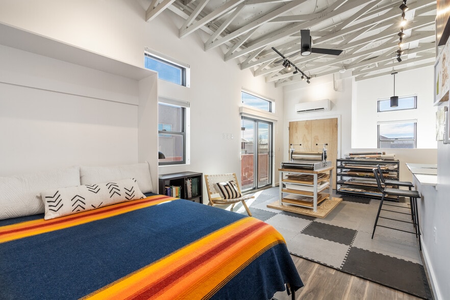 More Photos Of 1109 Paseo Corazon, Santa Fe Flex For Sale