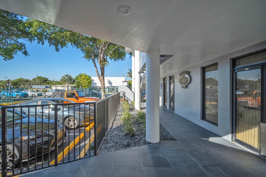 More Photos Of 1818 Sheridan St, Hollywood Medical For Lease