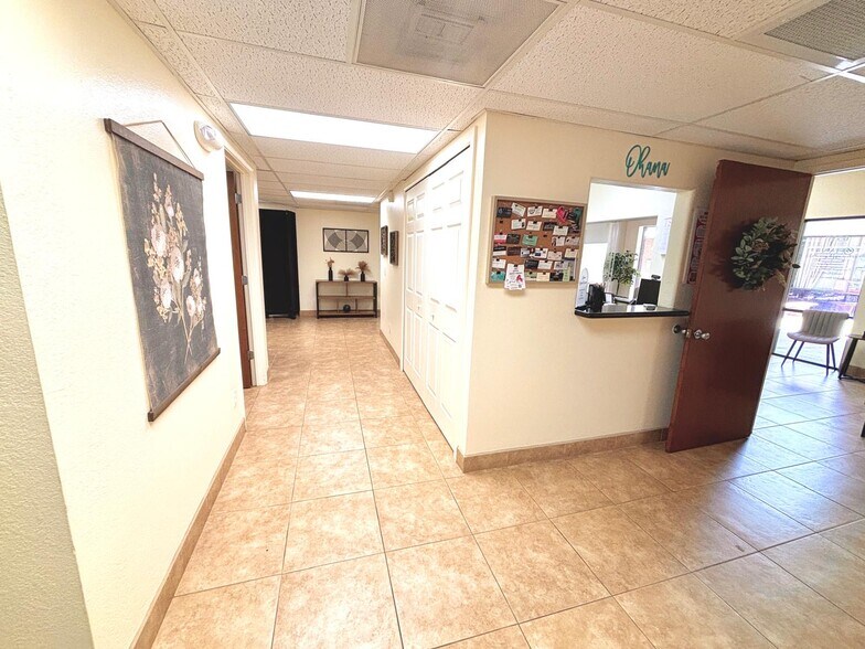 More Photos Of 6502-6564 E Carondelet Dr, Tucson Medical For Sale