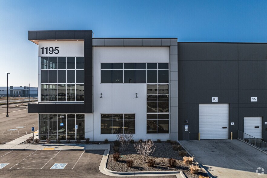 More Photos Of 1195 N 6550, Salt Lake City Distribution For Lease