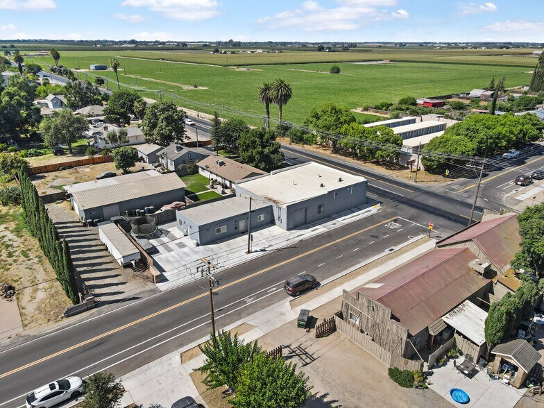 More Photos Of 7490 Lander Ave, Hilmar Office Residential For Sale