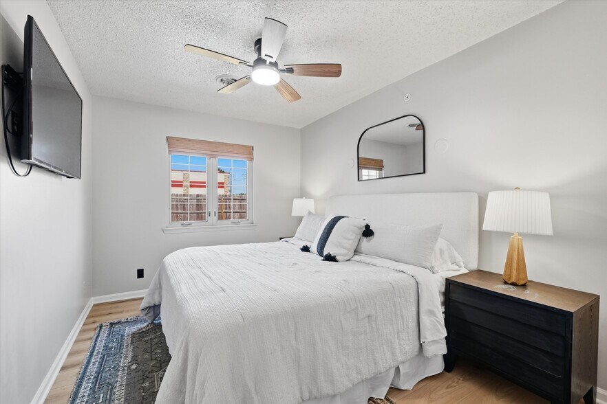 More Photos Of 107 Amity st, Louisburg Hotel For Sale