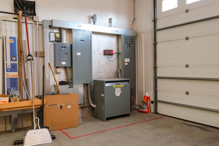 More Photos Of 3315 Harpine Highway, Rockingham Industrial For Sale