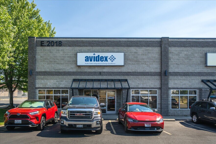 More Photos Of 2018 E Riverside Ave, Spokane Flex For Lease