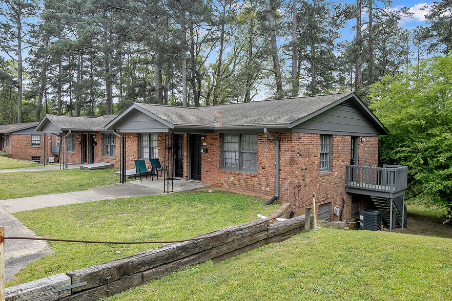 More Photos Of 817 Ridge Rd, Fayetteville Apartments For Sale