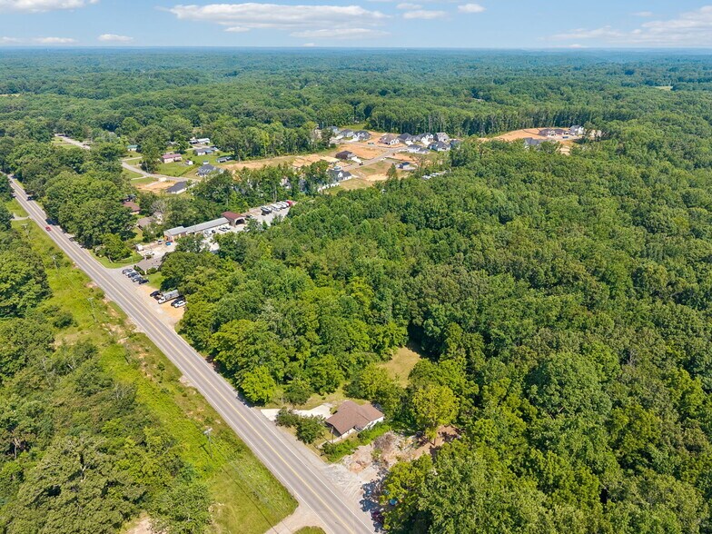 More Photos Of 1392 Fairview Blvd Blvd, Fairview General Retail For Sale
