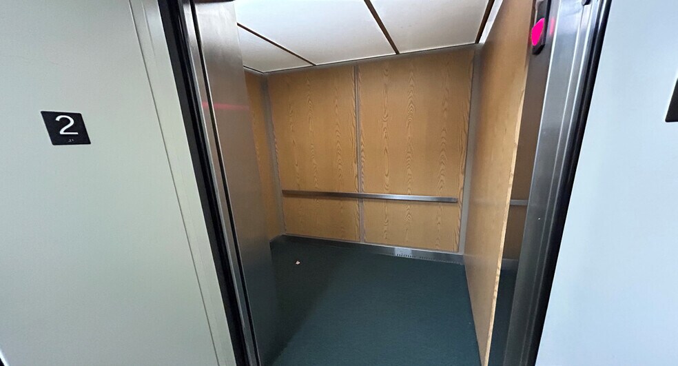 More Photos Of 103 Yost Blvd, Pittsburgh Medical For Lease