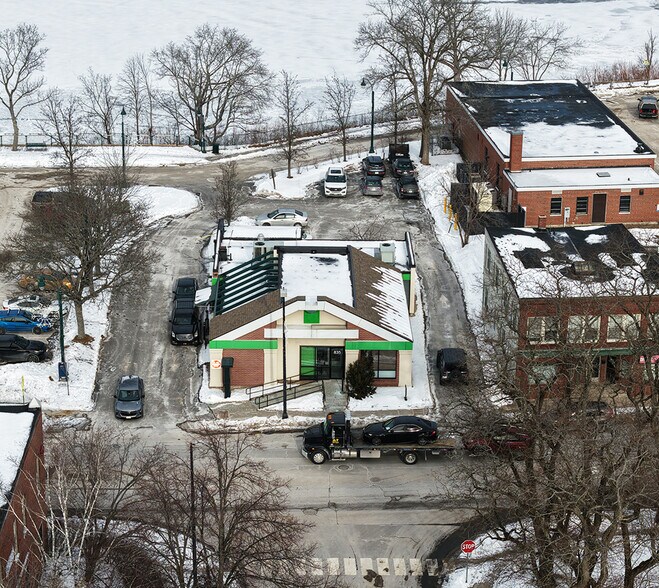 Primary Photo Of 835 Main St, Westbrook Bank For Sale
