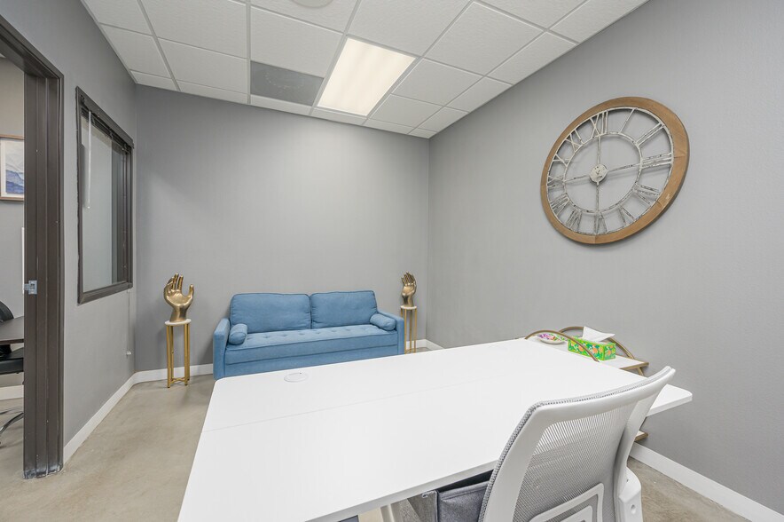 More Photos Of 1491 Palma Rd, Bullhead City Medical For Sale