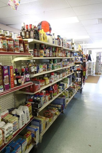 More Photos Of 2550 Parks Mill Rd, Buckhead Service Station For Sale