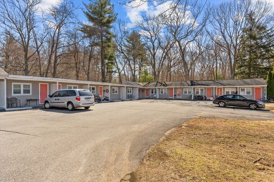 More Photos Of 82 Beach Rd, Salisbury Hospitality For Sale