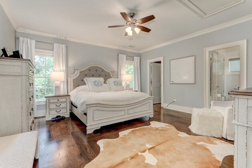 More Photos Of 2972 Lookout Pl NE, Atlanta Office Residential For Sale