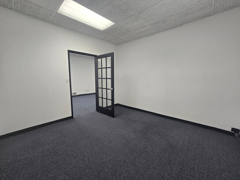 More Photos Of 1000 Clifton Ave, Clifton Office For Lease