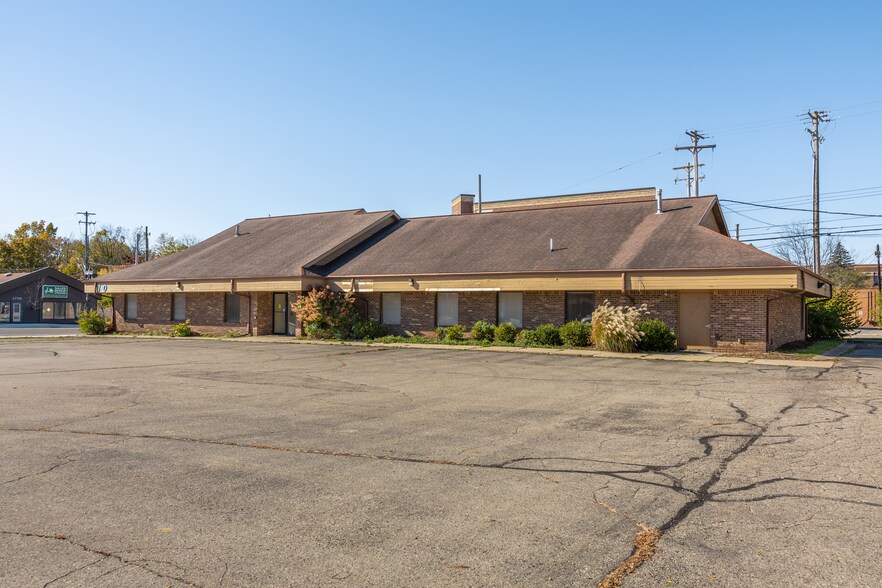 More Photos Of , Lansing Unknown For Sale