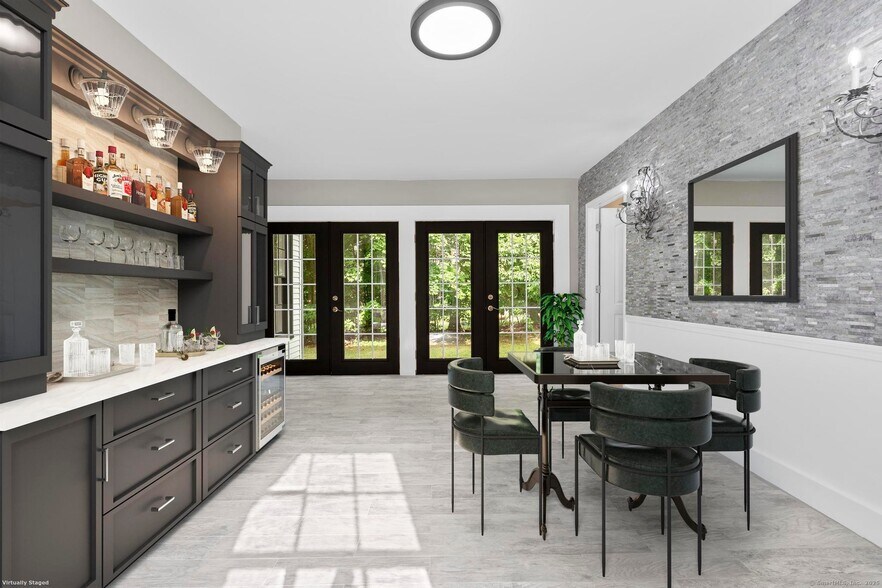 More Photos Of 286 Marlborough St, Portland Storefront Retail Residential For Sale