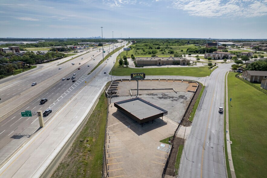 More Photos Of 636 W Tarrant Rd, Grand Prairie General Retail For Lease