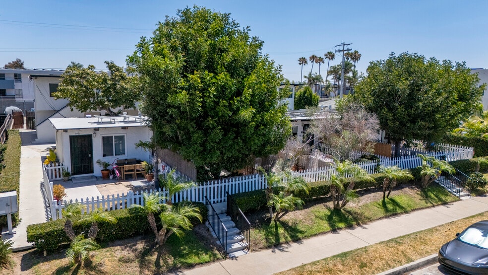 More Photos Of 3917 Haines St, San Diego Multifamily For Sale