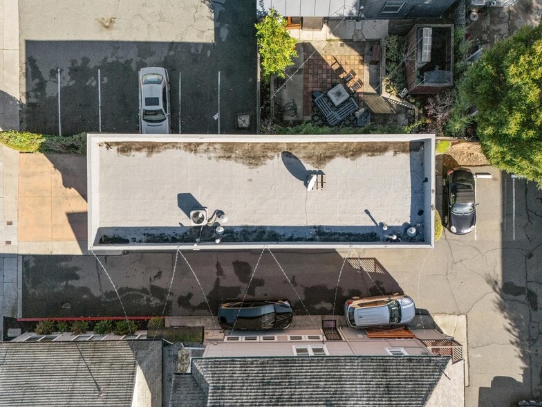 More Photos Of 1422 Everett St, Alameda Freestanding For Sale