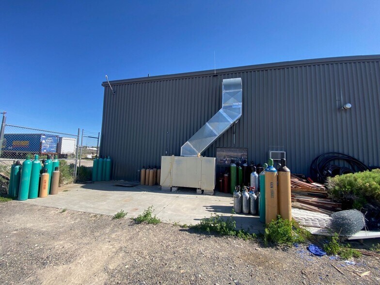 More Photos Of 631 Humboldt Ave, Wells Storefront Retail Office For Sale