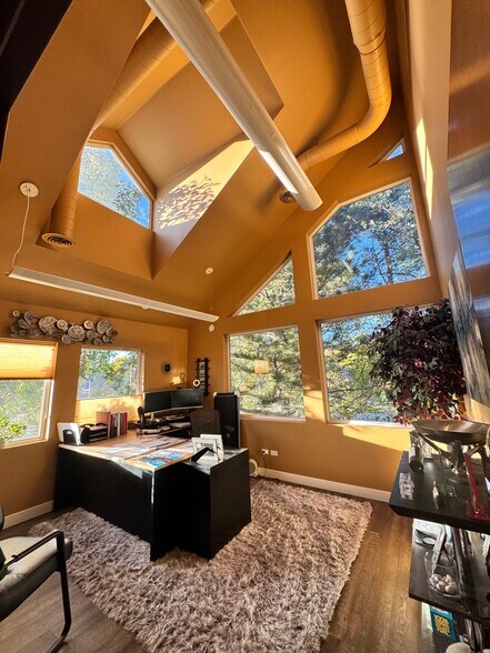 More Photos Of 10354 W Chatfield Ave, Littleton Office For Lease