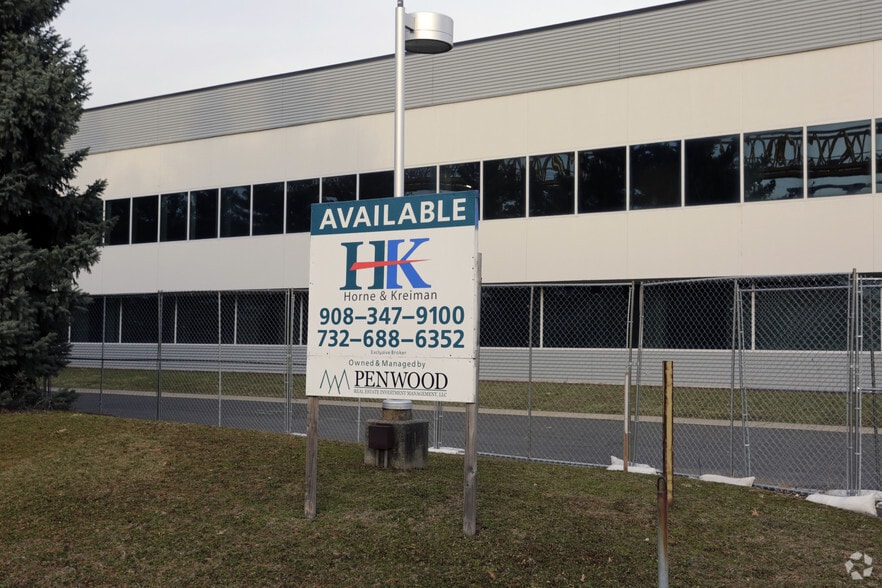 More Photos Of 99 Avenue A, Bayonne Warehouse For Lease