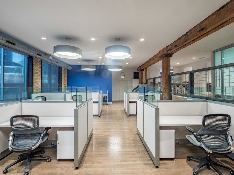More Photos Of 1755 N Damen Ave, Chicago Office Residential For Lease