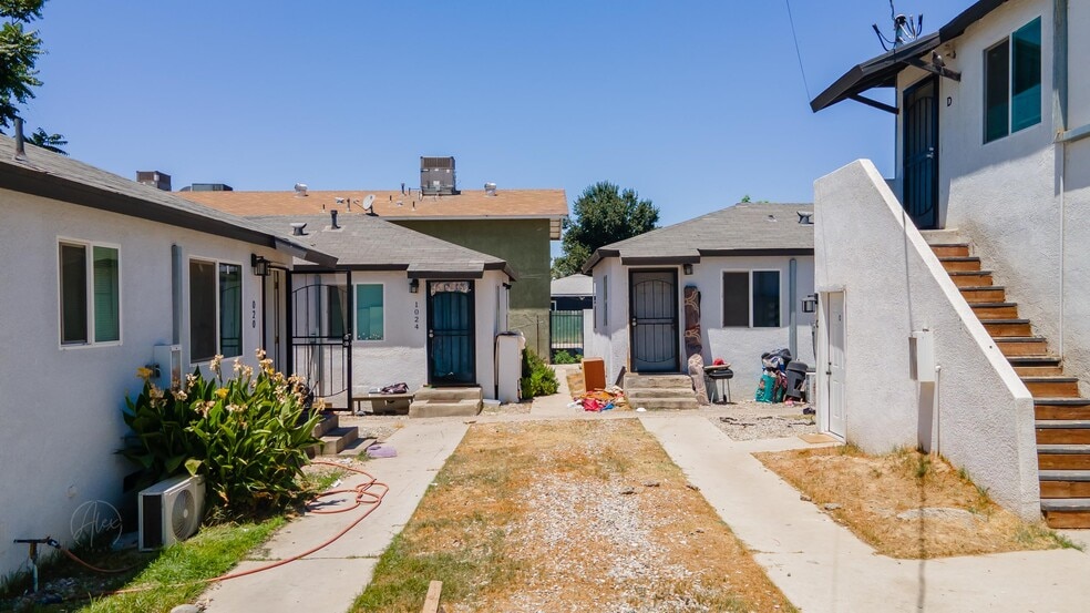 More Photos Of 1018 Miller St, Bakersfield Apartments For Sale