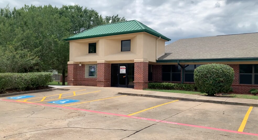 Primary Photo Of 903 Greatwood Glen Dr, Sugar Land Daycare Center For Lease