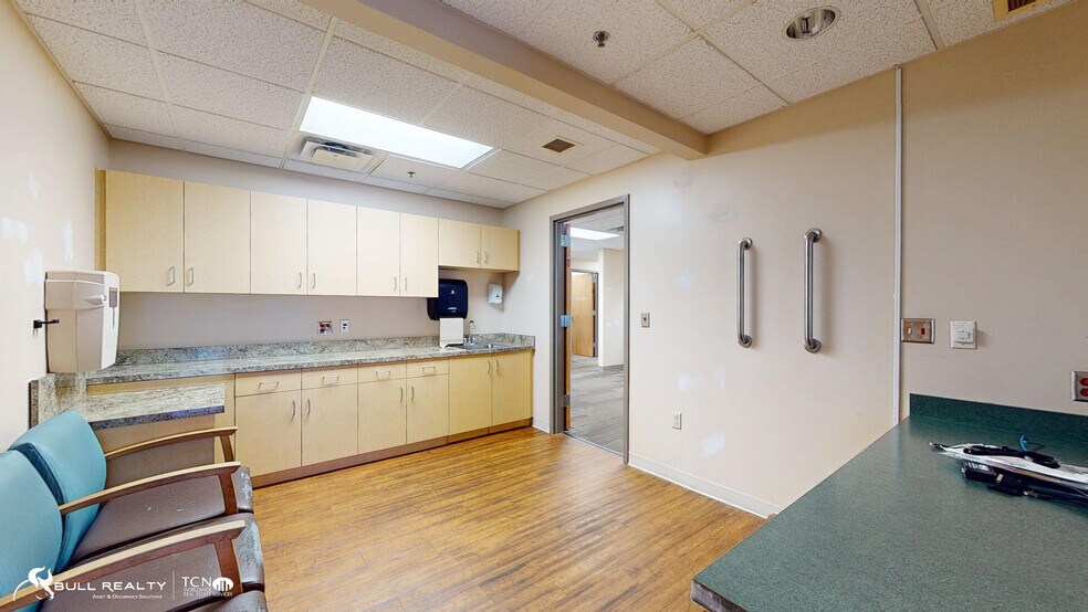 More Photos Of 1362 S Main St, Ellijay Hospital For Lease