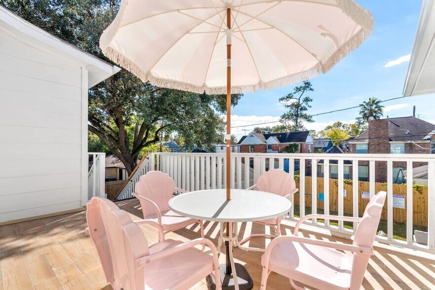 More Photos Of , Houston Multifamily For Sale