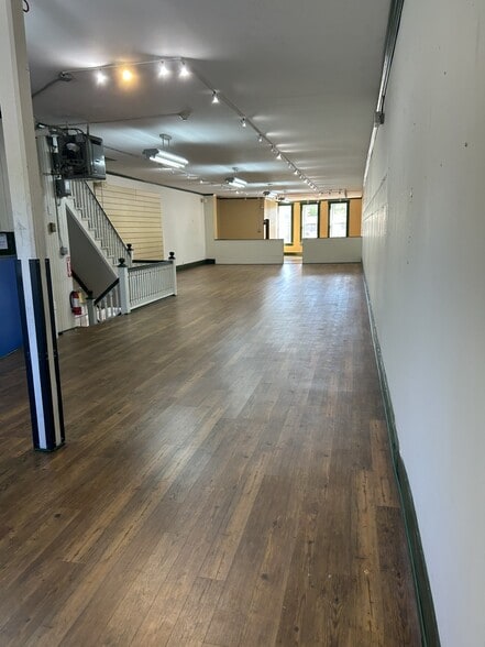 More Photos Of 7 E Main St, Mount Kisco General Retail For Sale