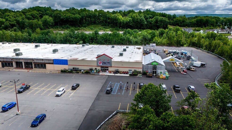 More Photos Of 840 Scranton Carbondale Hwy, Eynon Unknown For Lease