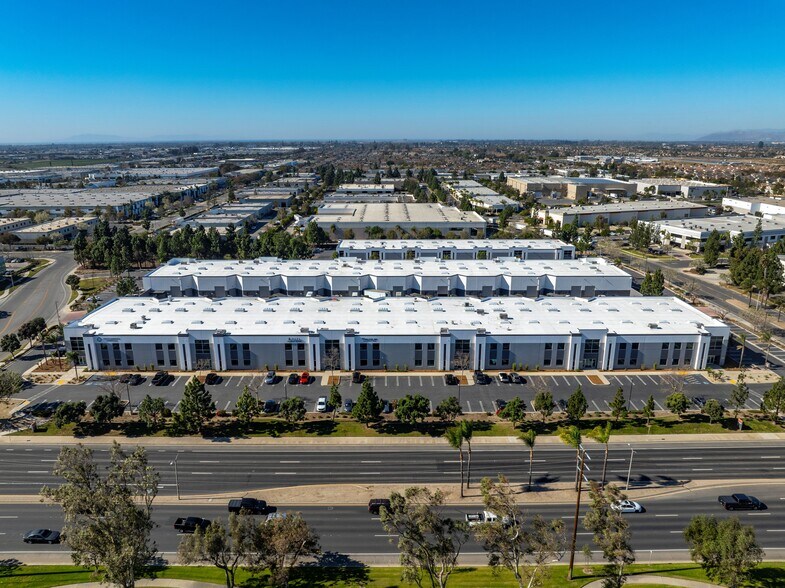 More Photos Of 201 Rice Ave, Oxnard Unknown For Lease