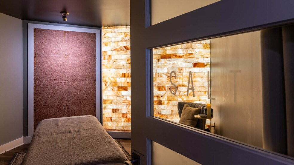 More Photos Of 2105 Park St, Jacksonville Office For Sale