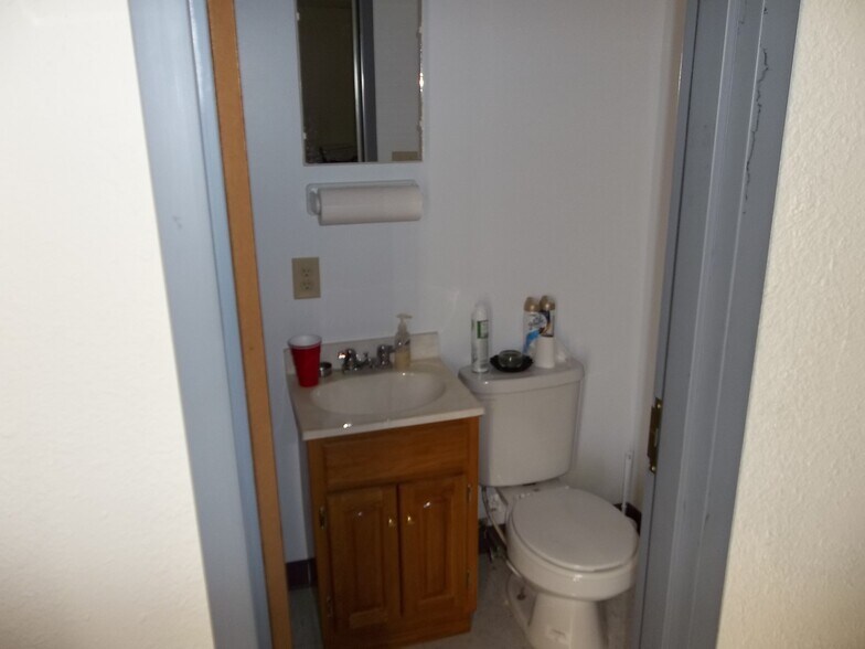 More Photos Of 1390 35th Pkwy Pky, Chanute Religious Facility For Sale