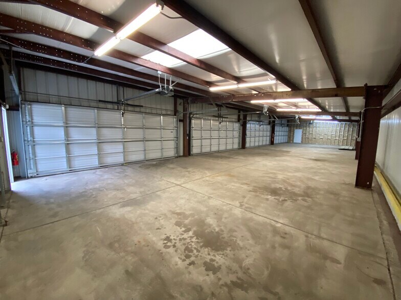 More Photos Of 4751 Fox St, Denver Manufacturing For Lease