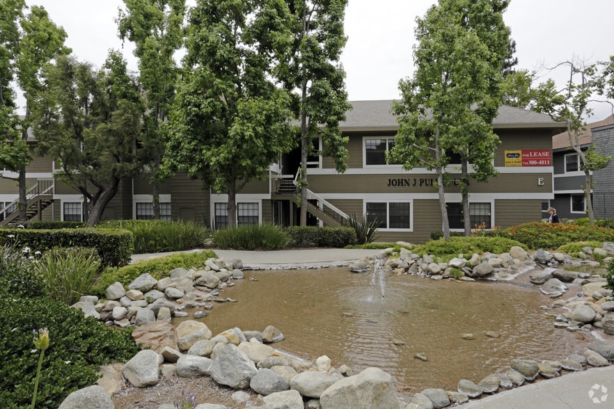 More Photos Of 2900 Bristol St, Costa Mesa Office For Sale
